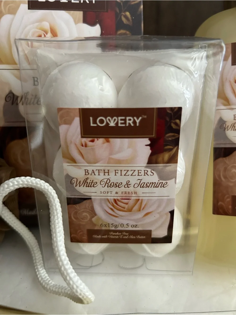 Lovery White Rose & Jasmine Bath Set in Gold & Cream Bathtub Bubble Bath NWOT